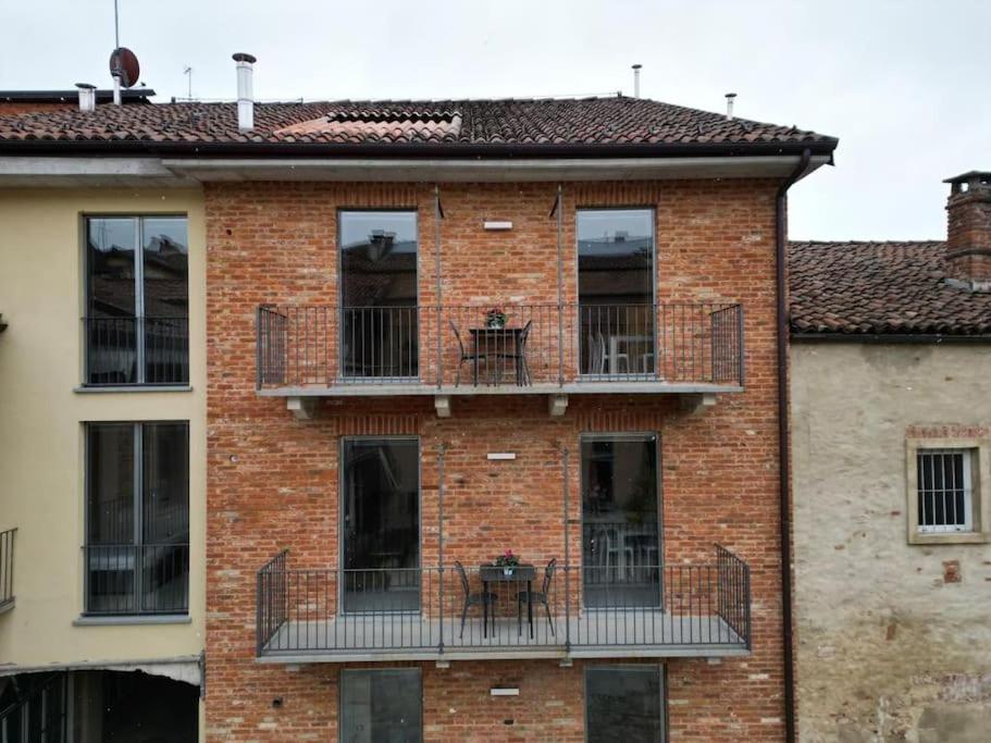 Ferienwohnung Centro Storico Recinto Dei Nobili 2-Private Parking Asti Exterior foto